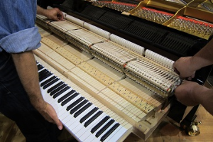 Какво е гаранцията на инструментите закупени от пиано магазин Мелодия?