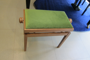 Стол за пиано Discacciati - 105 FR -светъл дъб сатен/зелено кадифе
