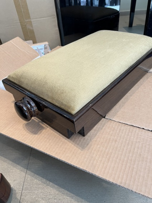 Стол за пиано Discacciati - 105 R тъмен орех гланц/  кадифе