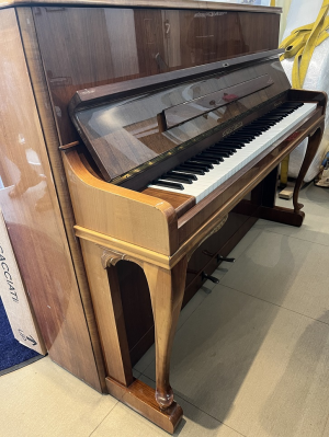 AUGUST FORSTER model Super -Chippendale