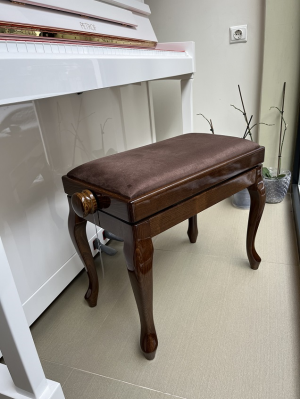 Piano bench model 107 SM