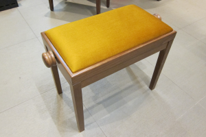 Стол за пиано Discacciati - 105 R светъл орех сатен/ златно кадифе