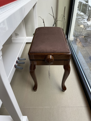 Piano bench model 107 SM