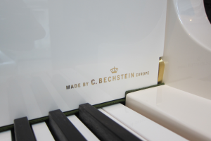 Роял W.HOFFMANN - T 177 + C.Bechstein Connect