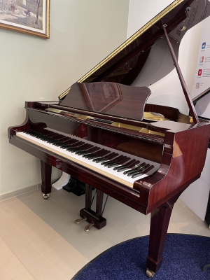 YAMAHA - G1 махагон